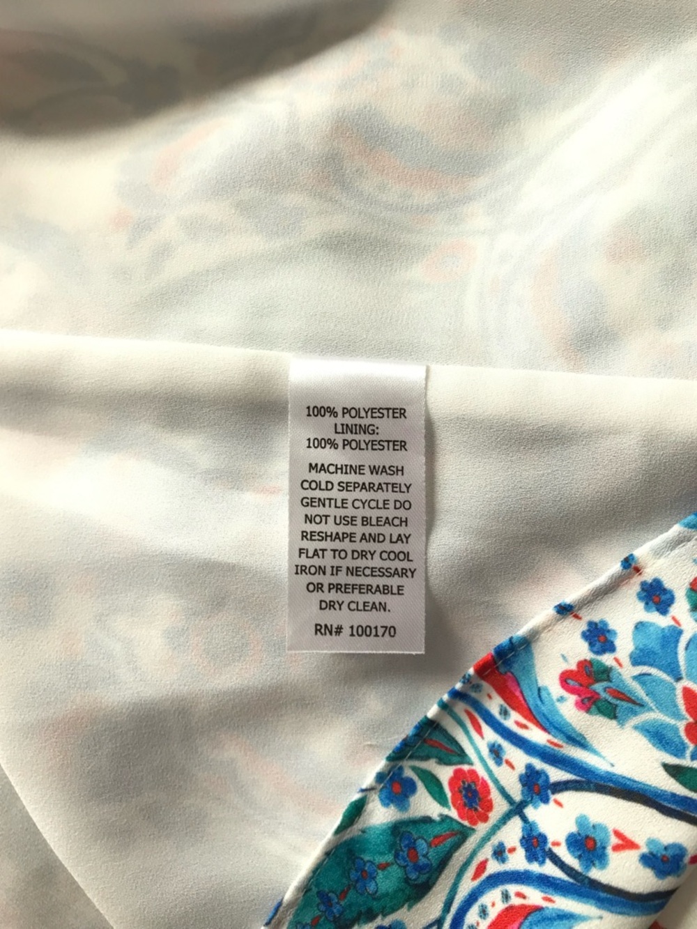 🔴 4/$15 Adrienne Vittadini Women’s L White Red Blue Floral V-Neck Tank Top EUC - Picture 14 of 14